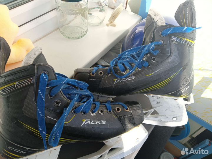 Коньки ccm tacks