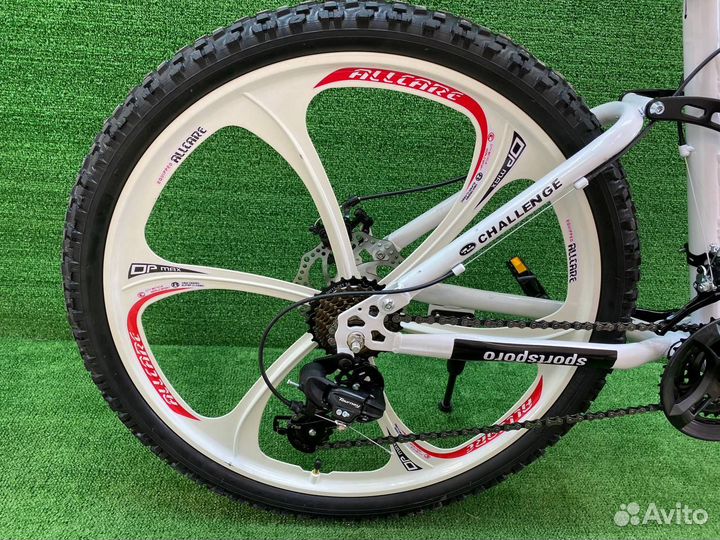 Велосипед на литых дисках