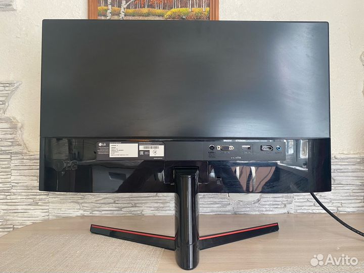 Монитор LG