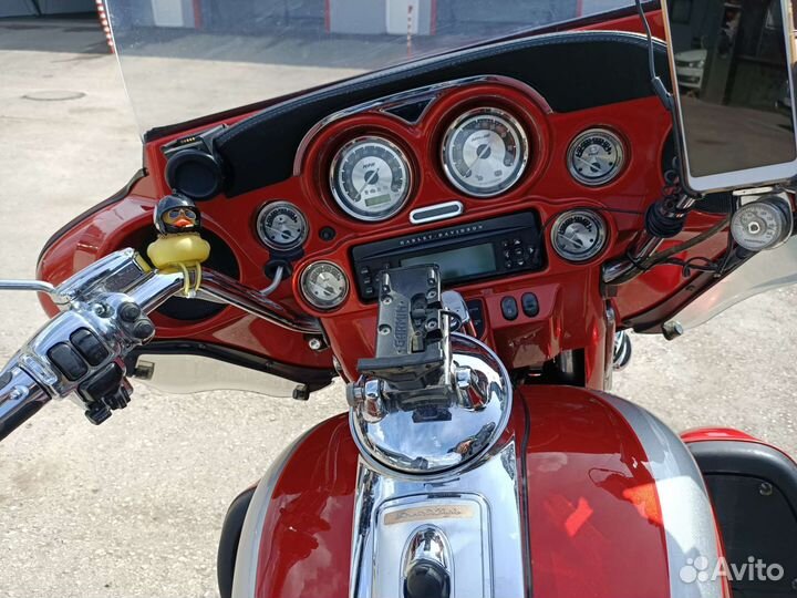 Harley Davidson Electra Glide CVO 110