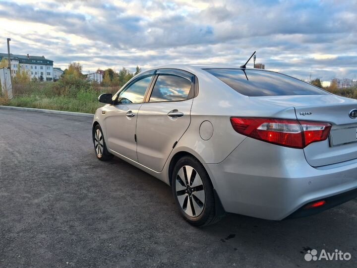 Kia Rio 1.6 AT, 2012, 107 105 км