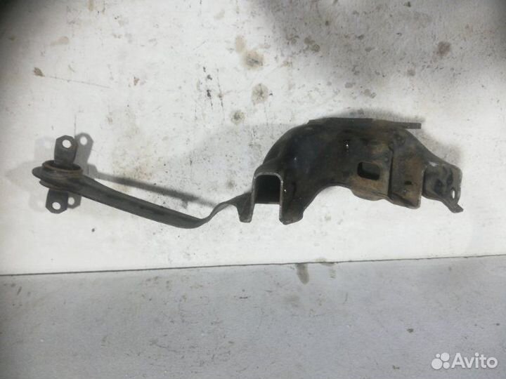 Рычаг подвески задний левый Ford Focus 2