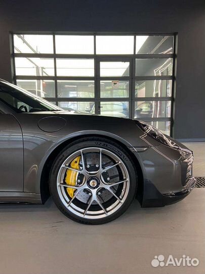 Комплект кованых колес BBS на Porsche 911 Turbo S