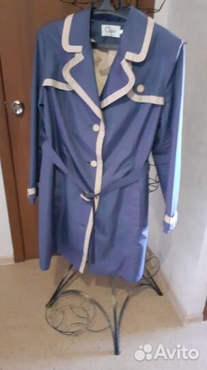 Плащ женский