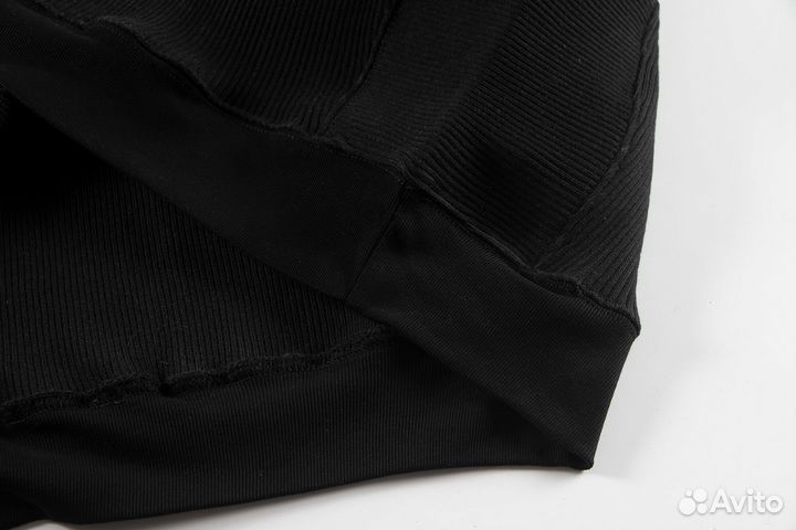 Полузамок Cav empt