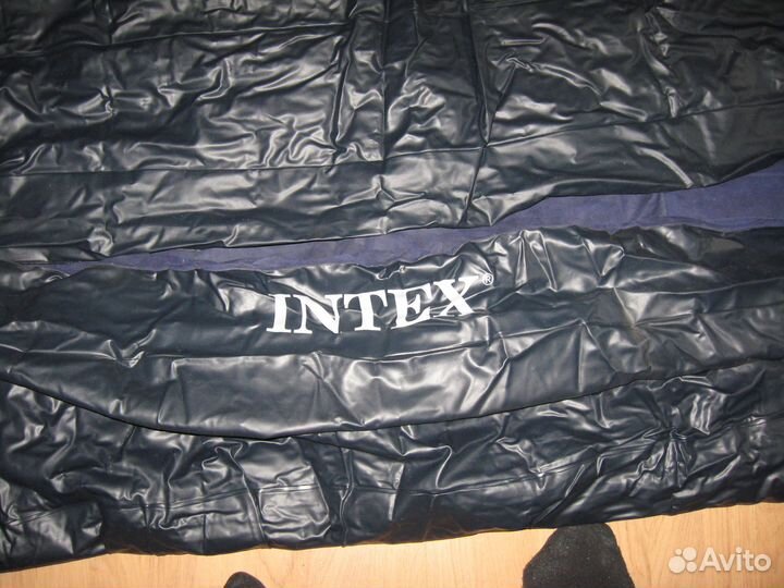 Надувной матрас intex