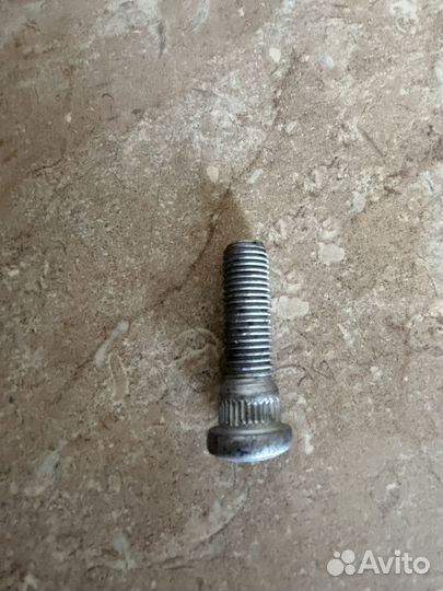 Колесные шпильки м12х1.5 Тойота