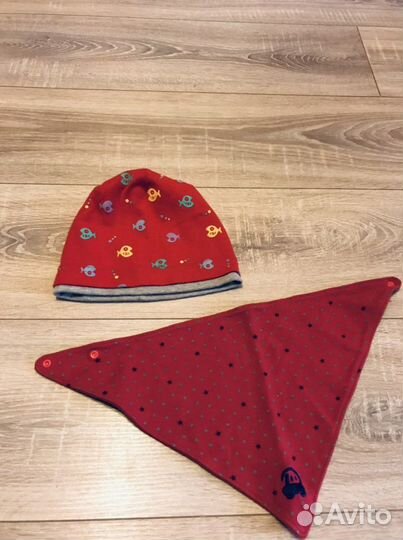 Шапка с шарфом детская