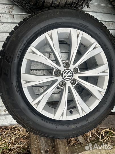 Оригинильные диски Volkswagen Tiguan 2 Montana r17