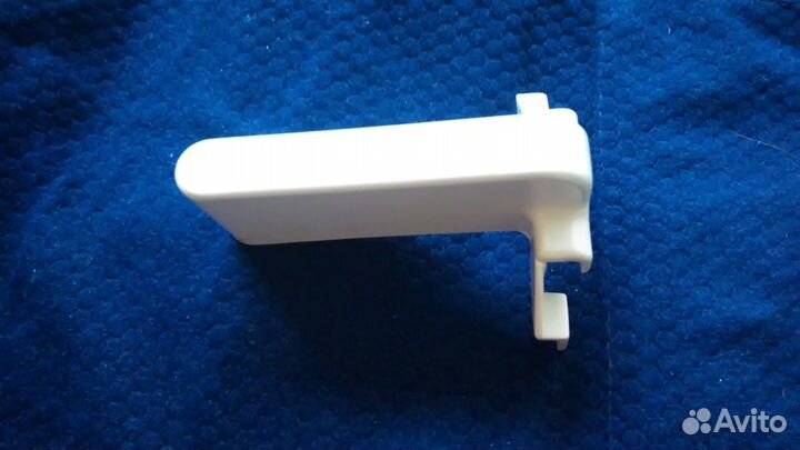 Стинол 107 ограничитель на дверную полку