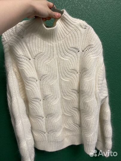 Свитер женский