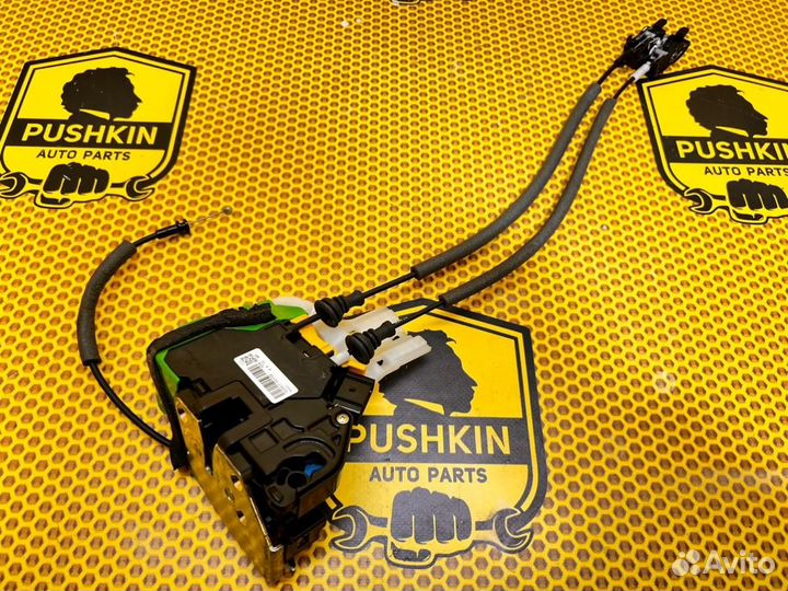 Замок двери передний левый Kia Sorento Prime UM