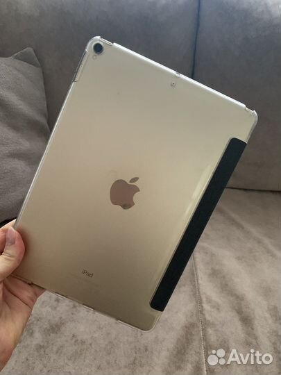 Планшет Apple iPad Pro 10,5 256 гб Wi-Fi