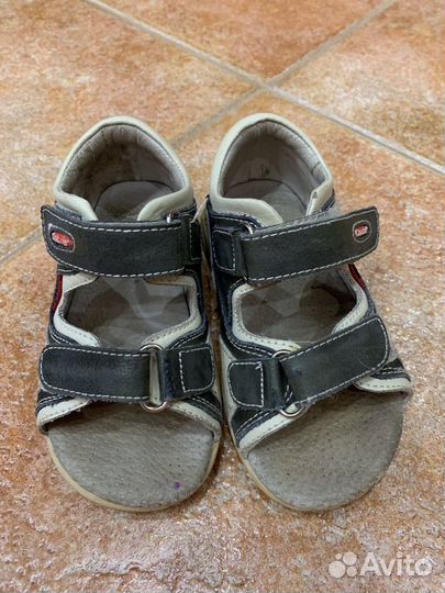 Сандали 25