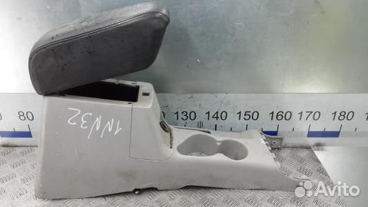 Подлокотник центральный mitsubishi pajero sport 1