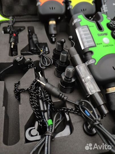 Сигнализаторы поклёвки 4+1. Антивор. Быстросъемы