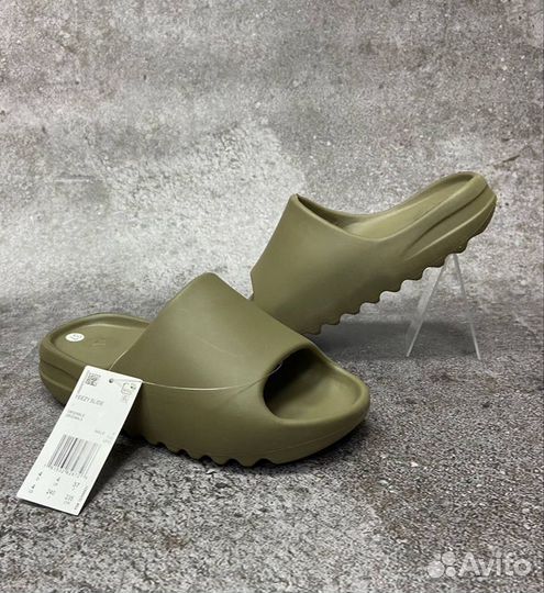 Adidas yeezy шлепки slide сандали