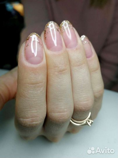 Мастер маникюра и педикюра