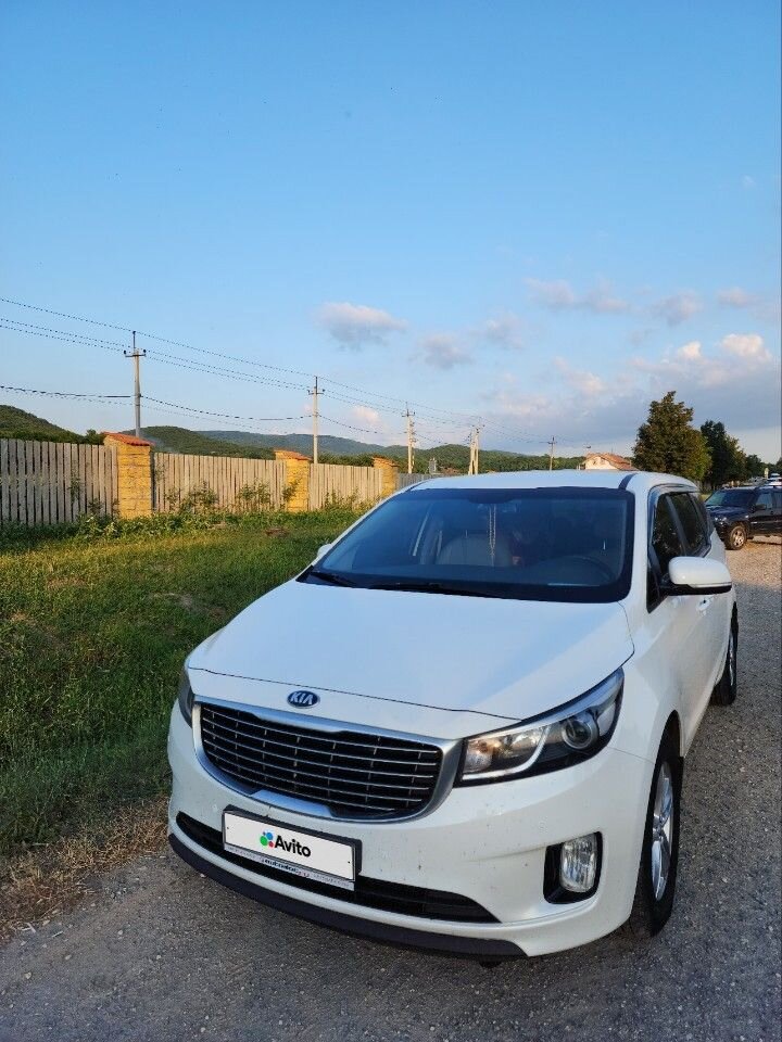 Kia Carnival: фото владельца