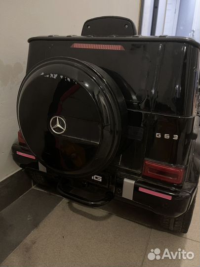 Детский электромобиль Mercedes-Benz G63 черный
