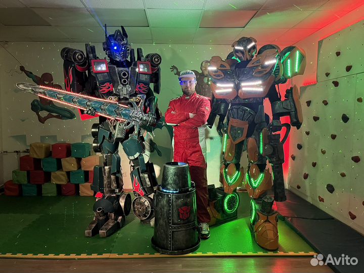 Шоу трансформеров на праздник Оптимус, Бамблби