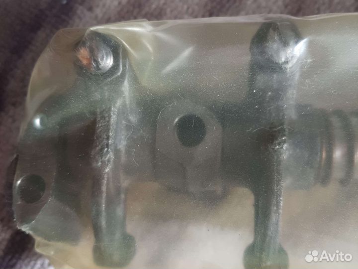 Ось коромысел в сборе под гидрокомпенсаторы