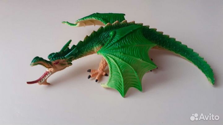 Дракон,динозавр