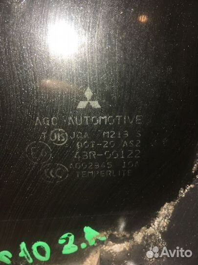 Стекло собачника заднее левое Mitsubishi Lancer