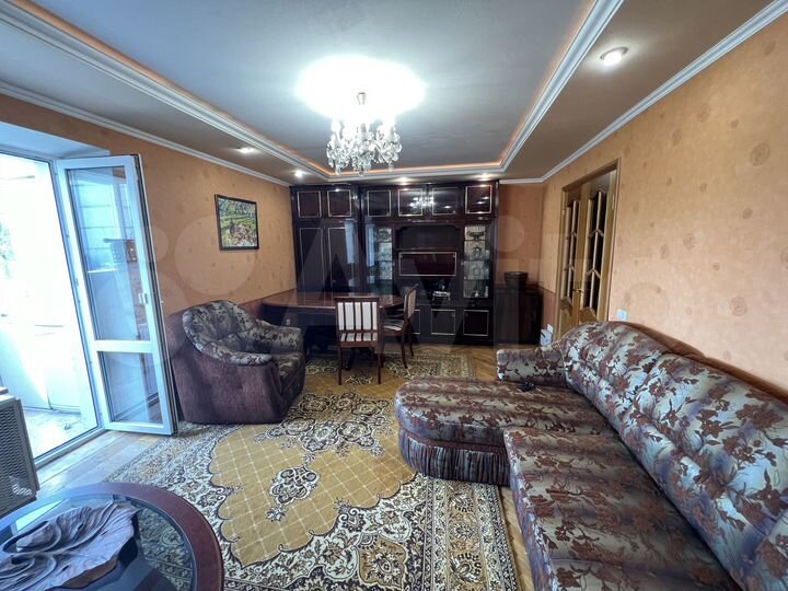 3-к. квартира, 65 м², 4/9 эт.