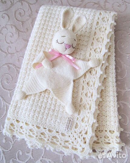 Вязаный детский плед молочный + комфортер Зайка