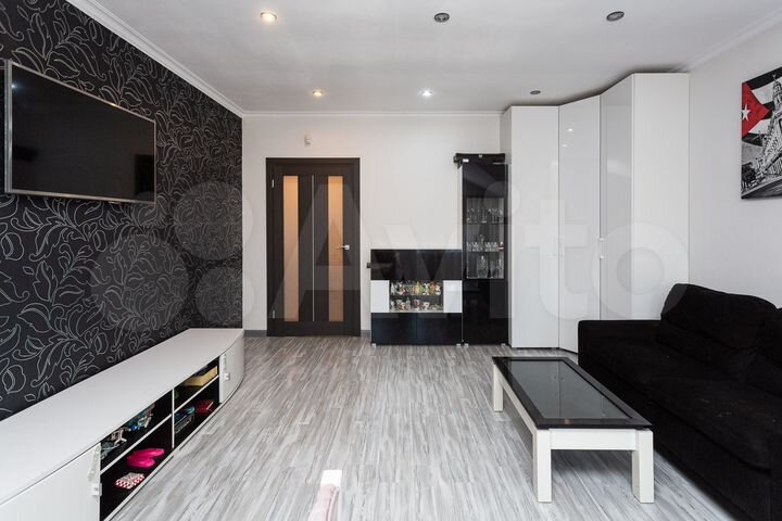 2-к. квартира, 79,3 м², 5/5 эт.