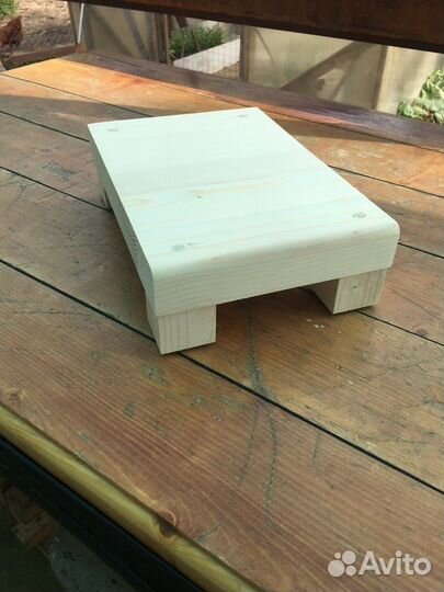 Подставка под акустику 200х290х80