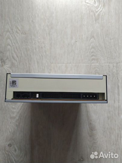 Привод DVD-ROM и CD-ROM