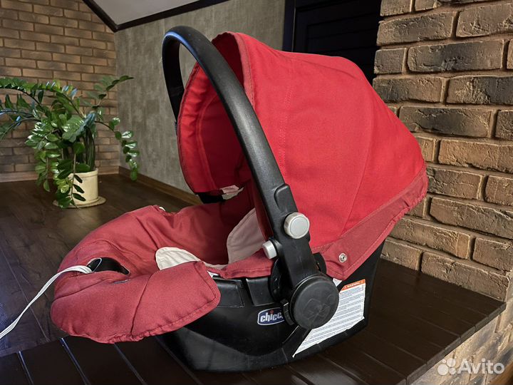 Автокресло для новорожденного Chicco от 0 до 13 кг