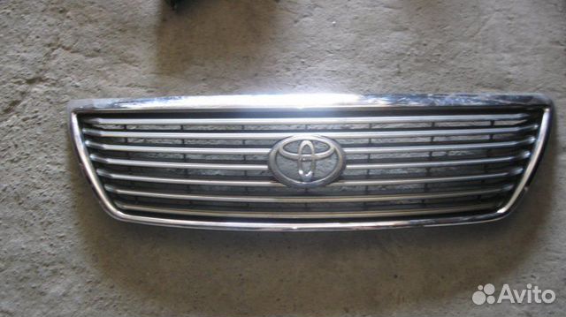 Решетка радиатора Toyota Celsior UCF30 3uzfe