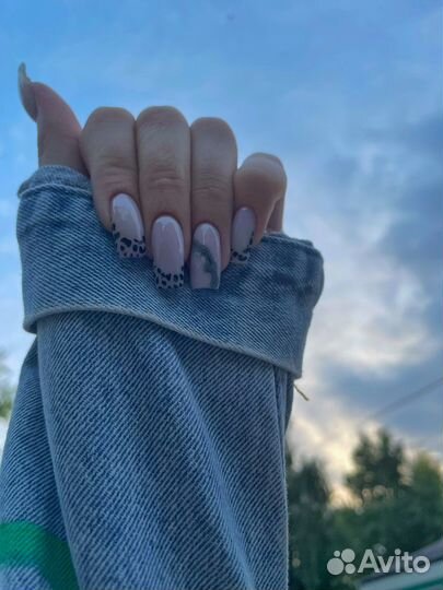 Услуги мастера маникюра