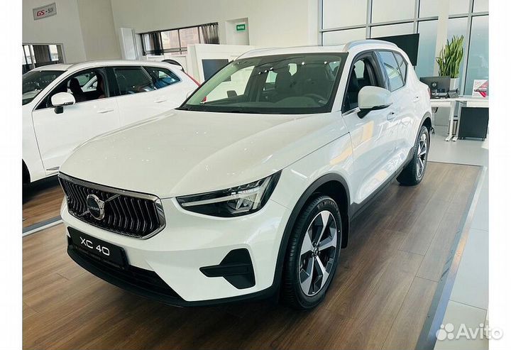 Volvo XC40 2.0 AMT, 2023