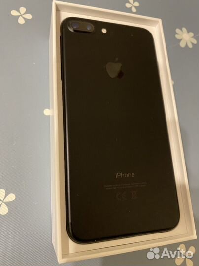 Телефон iPhone 7 plus 32 Gb