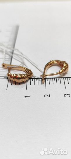 Золотые серьги