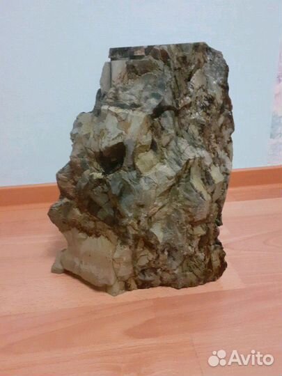 Камни и минералы