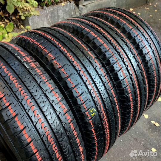 Michelin Agilis 215/70 R15C 109Q