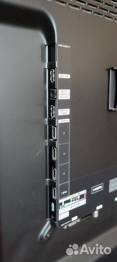Smart LED телевизор Samsung UE 40D5500RW 100Гц