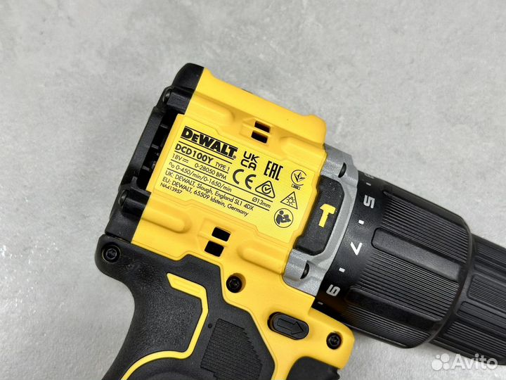 Аккумуляторный шуруповерт DeWalt DCD100Y в кейсе