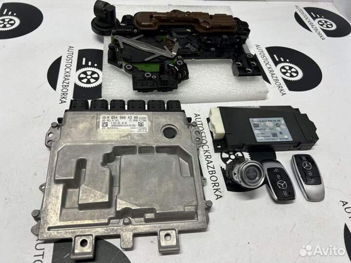 Комплект ключей (плата, блок зажигания, ключи