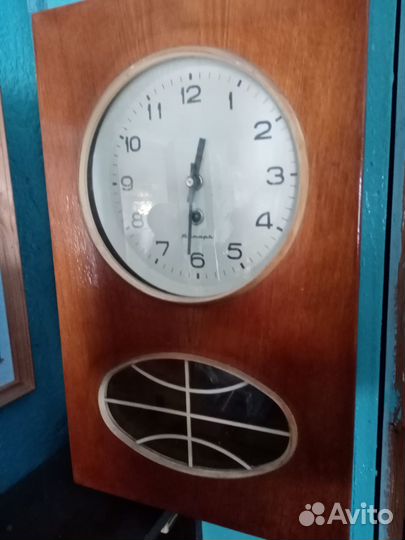Часы настенные СССР и сундучок