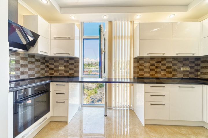 1-к. квартира, 50 м², 10/13 эт.