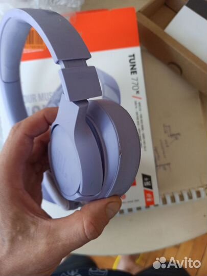 Беспроводные наушники jbl tune 770nc