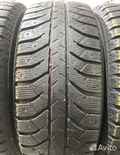 Bridgestone Ice Cruiser 7000 225/60 R17 104S