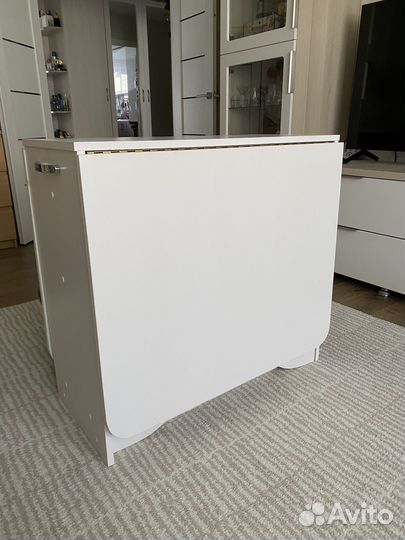 Стол книжка