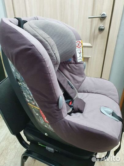 Детское автокресло от 0 до 18 maxi-cosi milofix бу